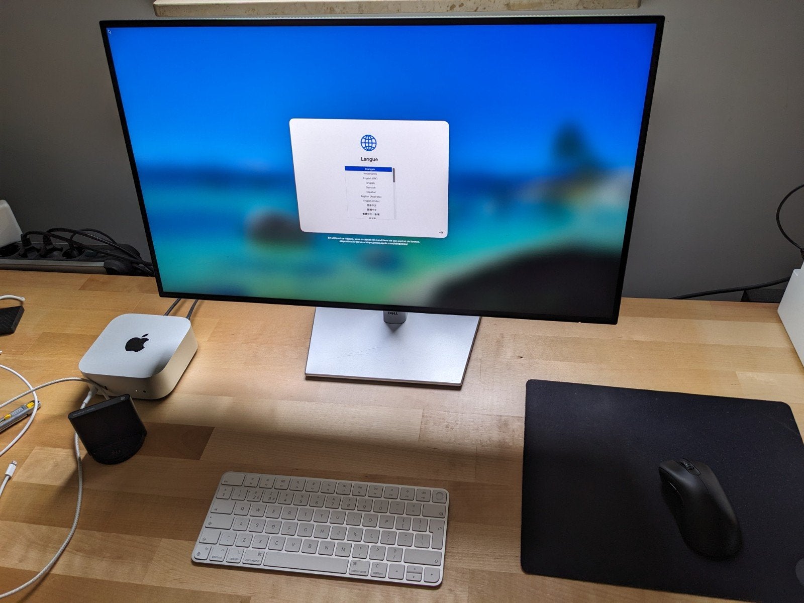 Mac mini M4 256GB 16gb ram+ Dell monitor + magic keyboard, SSD, Comme neuf, Enlèvement, Mac Mini