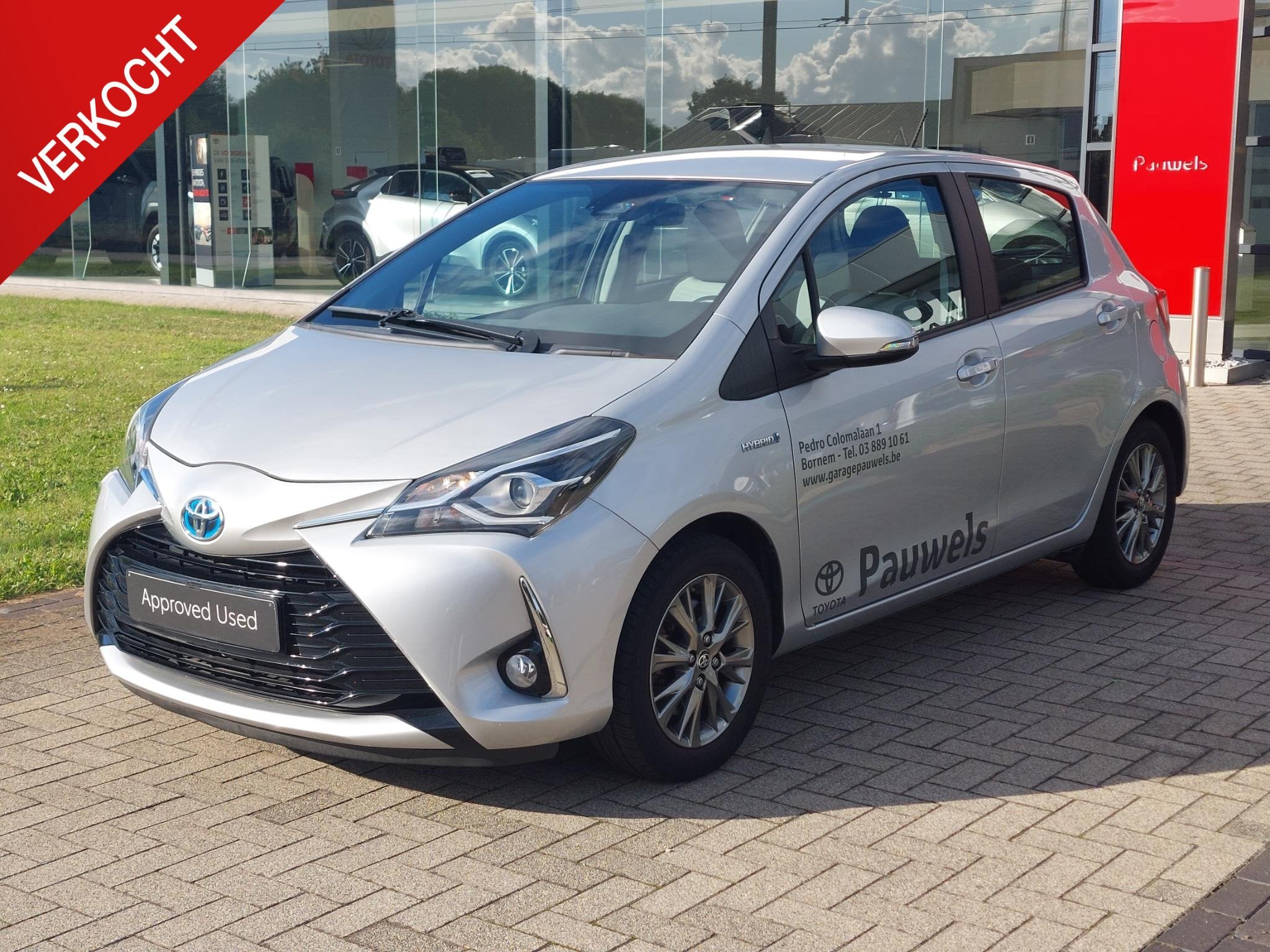 Toyota Yaris 1.5 Hybrid e-CVT Business Plus, Auto's, 1160 kg, Gebruikt, Euro 6, https://public.car-pass.be/vhr/f8b0782c-e2d2-4072-b7b0-6f143065276f