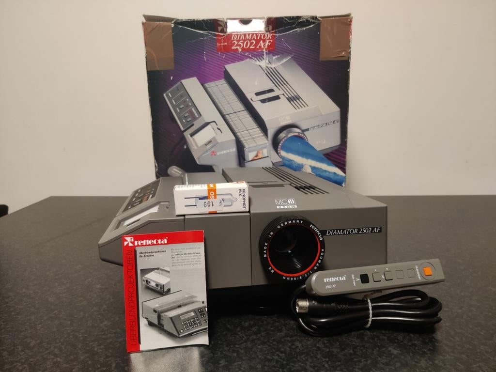 Reflectiediamator 2502 AF, Ophalen, Nieuw, Reflecta