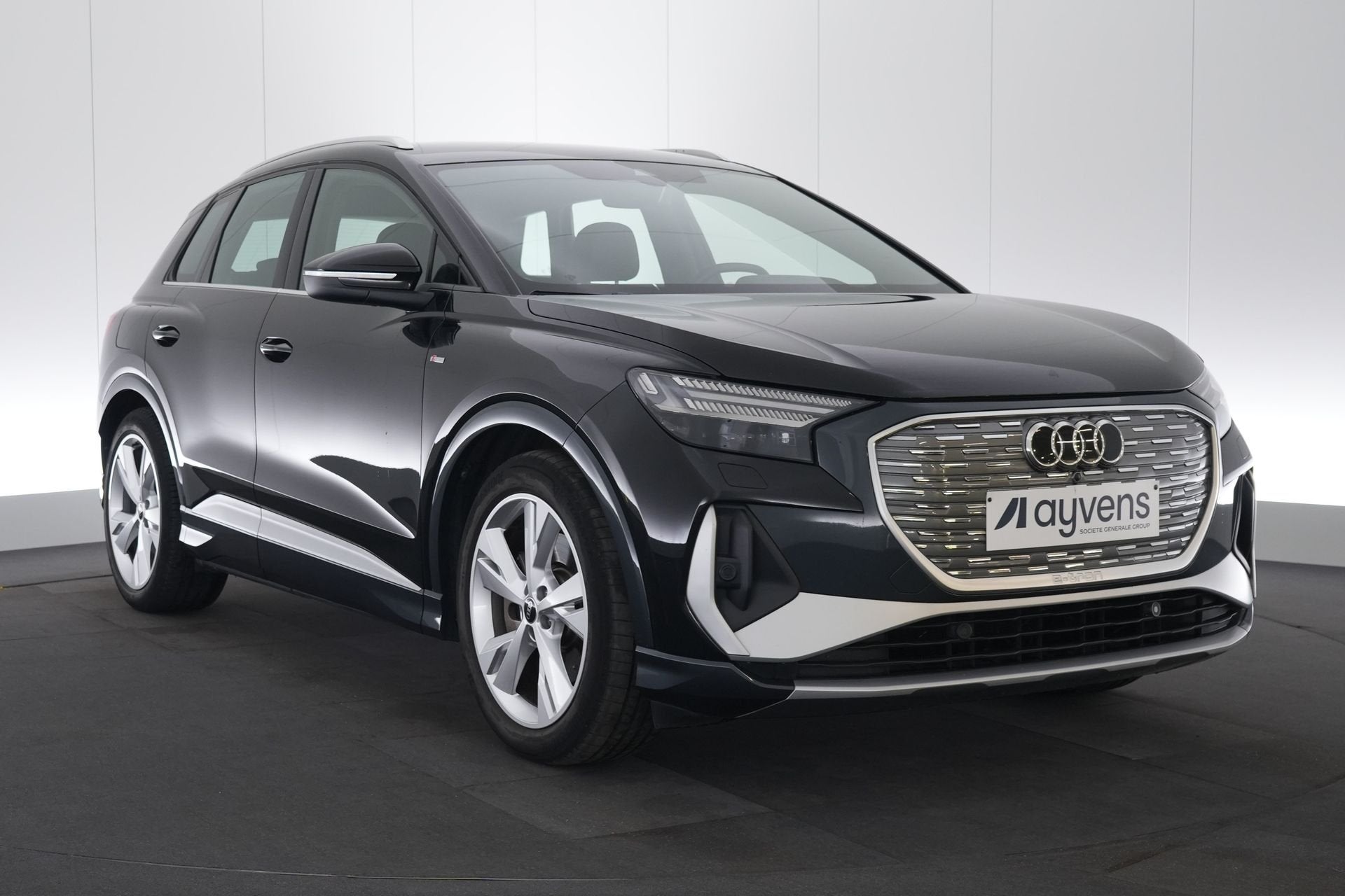 (2ECM878) AUDI Q4 E-TRON, Auto's, Automaat, Gebruikt, Overige modellen, USB