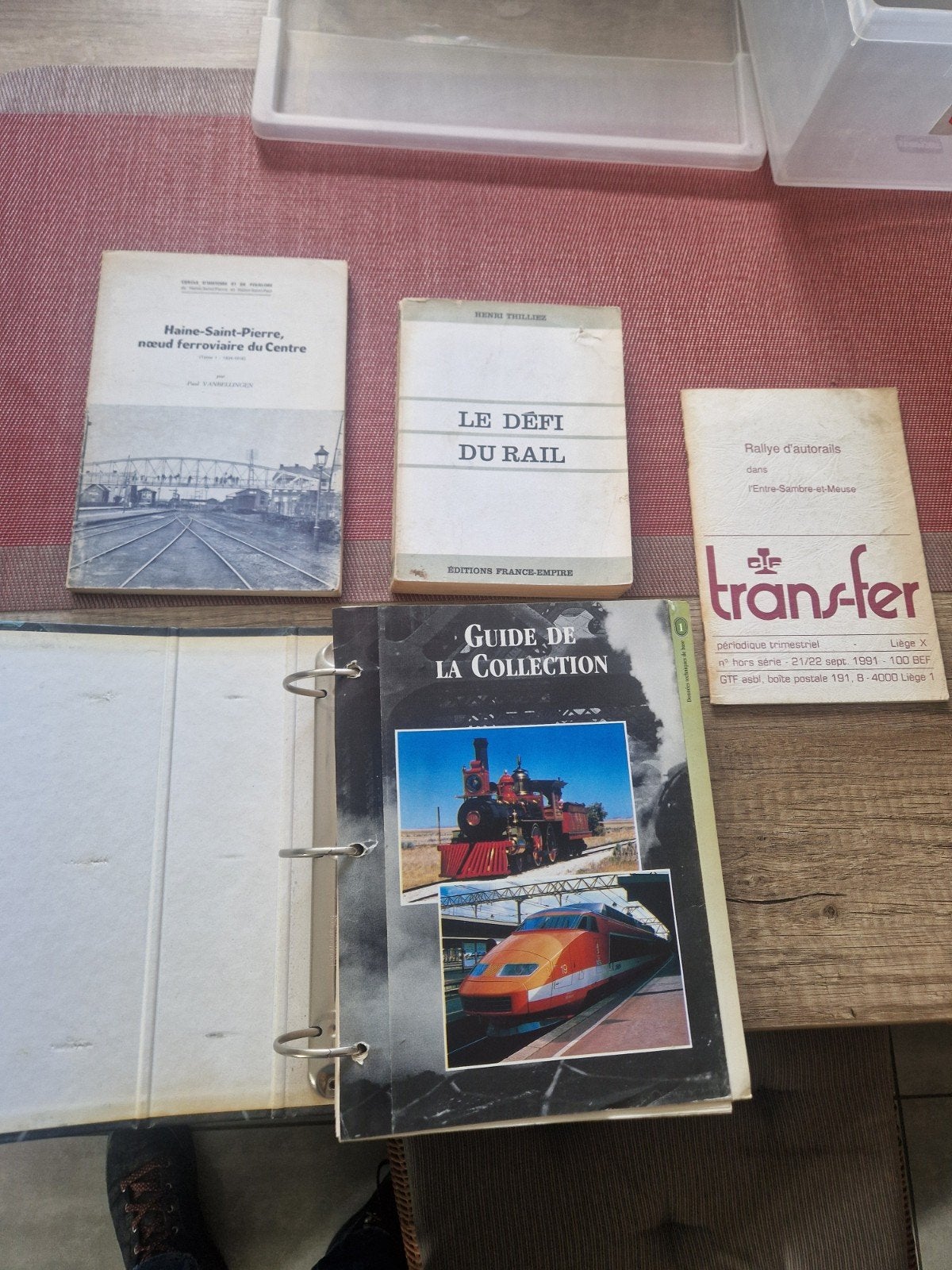 livres chemin de fer 1970, Enlèvement