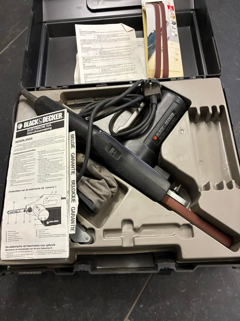 Elektrische vijl. Black en Decker, Enlèvement, Utilisé