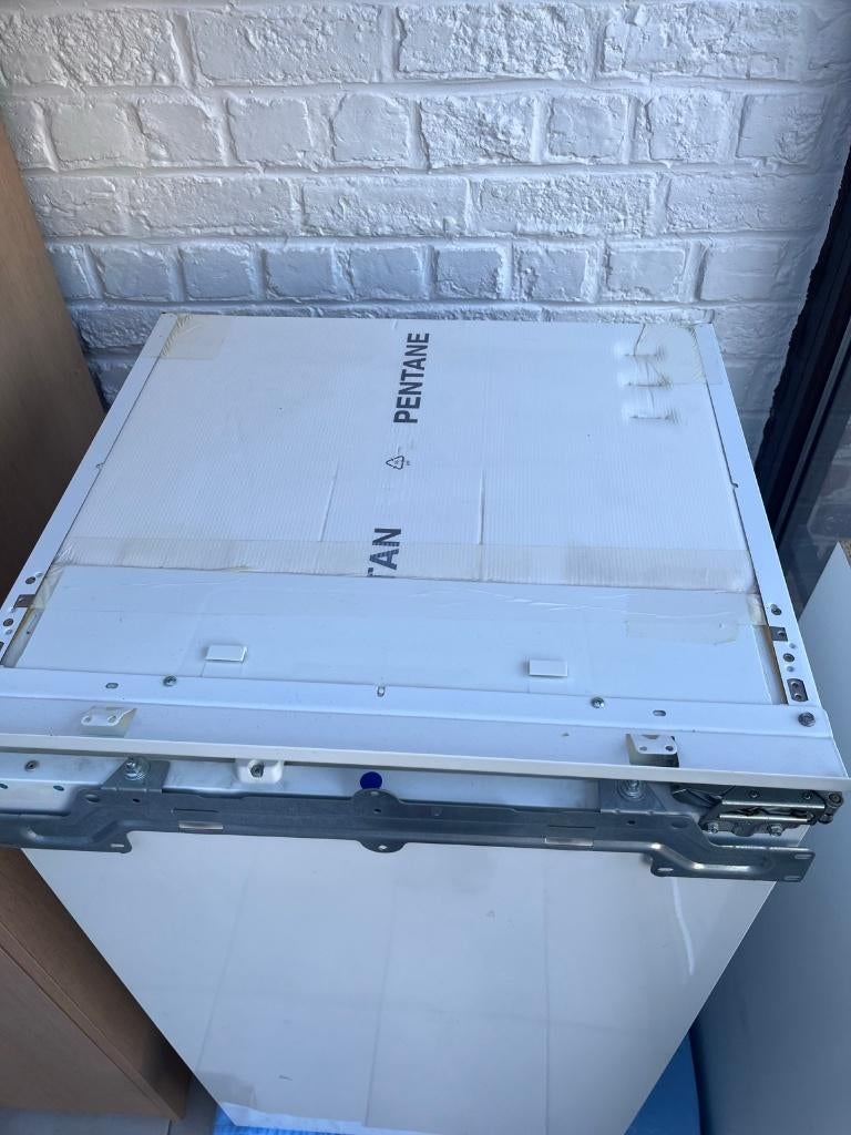 Koelkast AEG SK910036I (inbouw), Classe énergétique A ou plus économe, 85 à 120 cm, Sans bac à congélation, Enlèvement