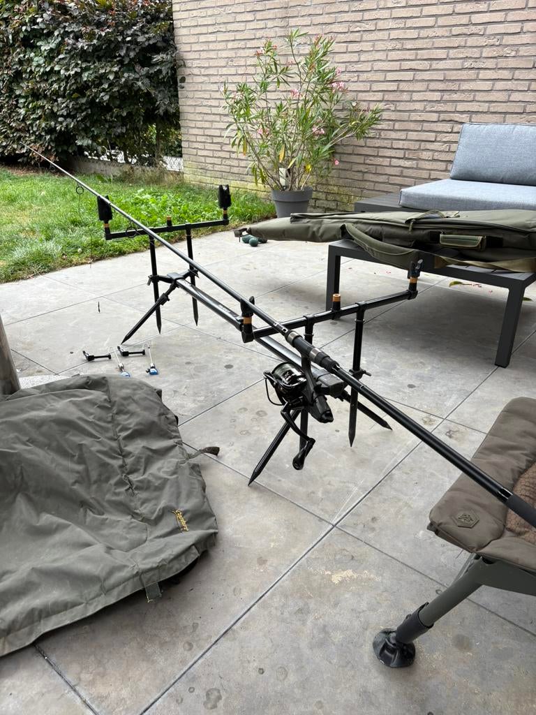 Volledige karperset slechts 1 keer gebruikt en nieuw, Enlèvement, Neuf