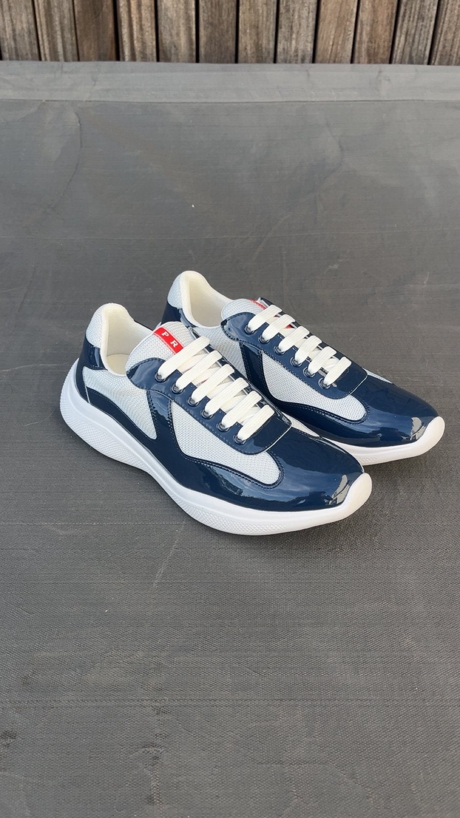 Prada cups, Blauw, Nieuw, Ophalen of Verzenden, Sneakers