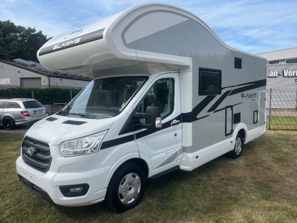 McLouis Glamy A322 – Ford 165 pk Automaat – 2025, Caravanes & Camping, Camping-cars, Siège de train, Ford, 5 à 6 mètres, Diesel