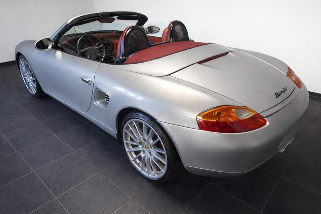 Belle Porsche Boxster de 1998. 164 000 km Parfait état !, Autos, Porsche, Particulier, Boxster, Rouge, Enlèvement