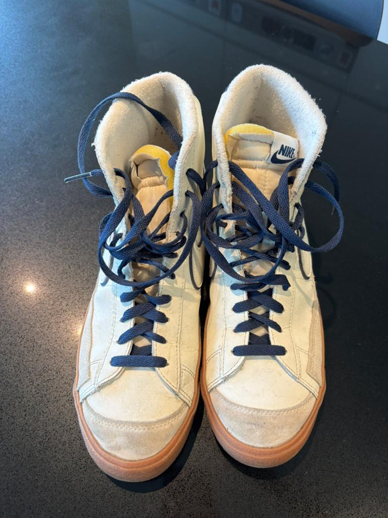 Sneakers hoog Nike maat 44,5, Kleding | Heren, Wit, Ophalen of Verzenden, Zo goed als nieuw, Sneakers
