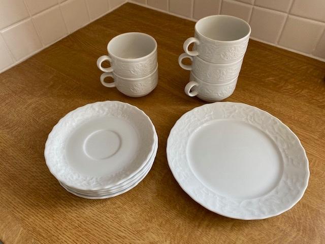 Deel van een wit porseleinen servies Mitterteich Bavaria, Uni, Enlèvement ou Envoi, Utilisé, Autres types