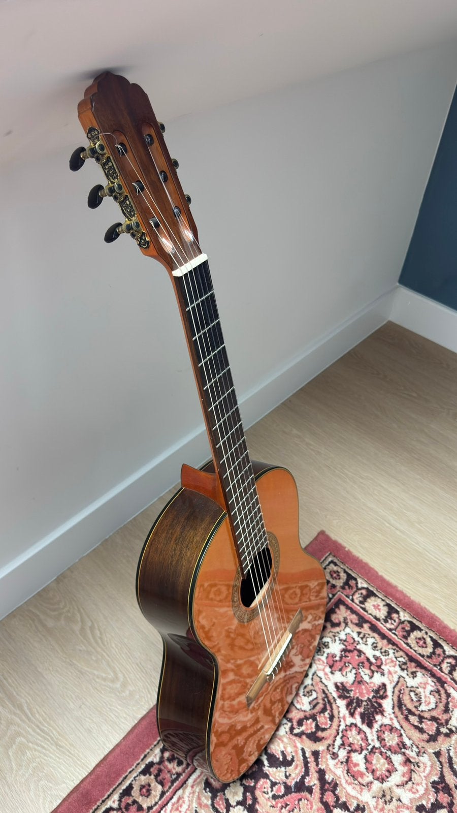 Aranjuez klassieke gitaar, nieuwr snaren, Ophalen, Zo goed als nieuw