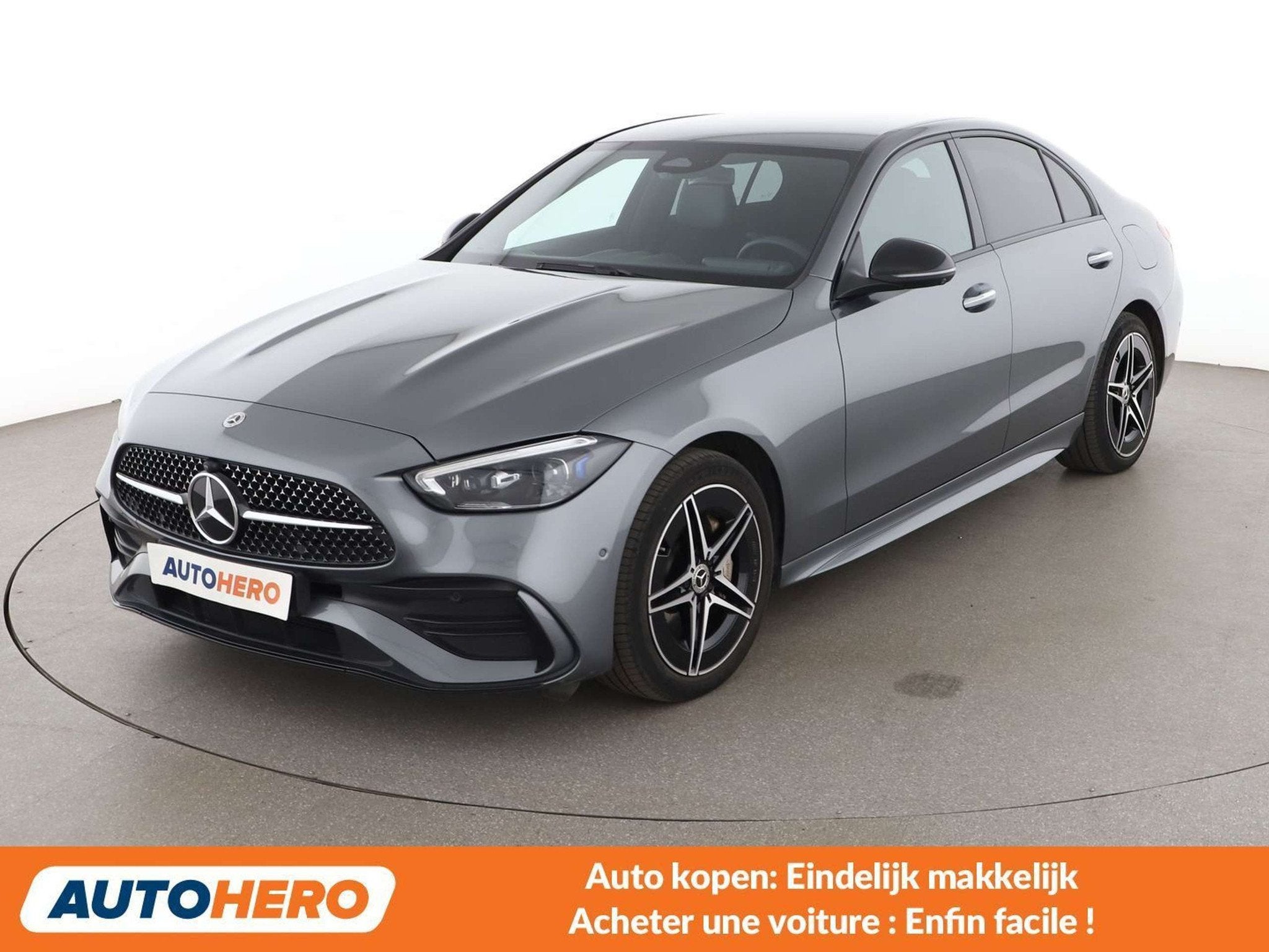 Mercedes-Benz C-Klasse 300 C300e AMG Line (automatique), Argent ou Gris, 2080 kg, Noir, Automatique