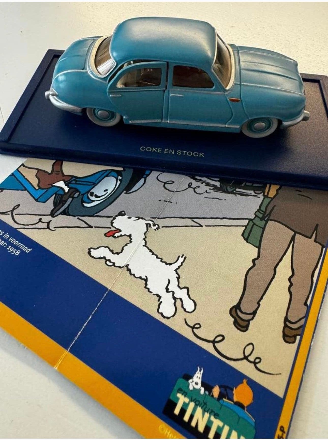 Kuifje auto 1:43  de panhard dyna uit cokes n voorraad, Collections, Enlèvement ou Envoi, Tintin, Comme neuf