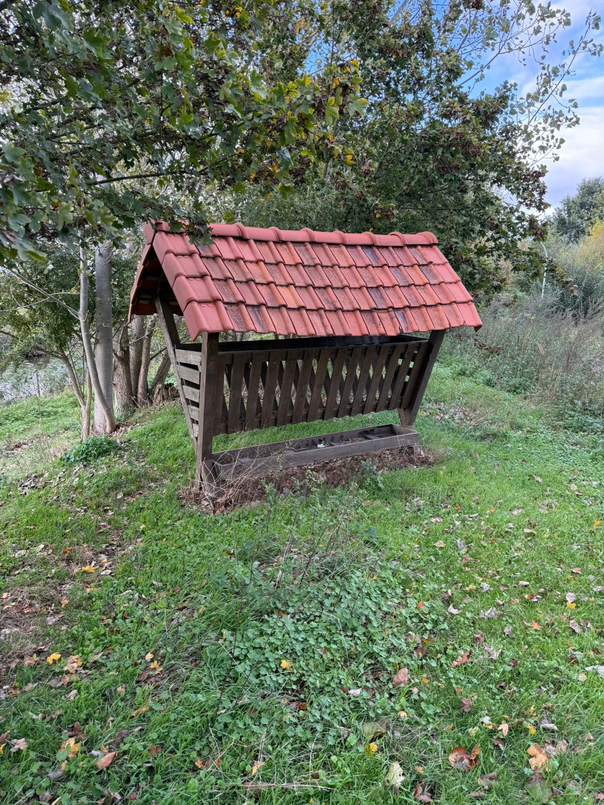 Te koop: houten hooiruif met landelijk karakter!, Dieren en Toebehoren, Accessoires