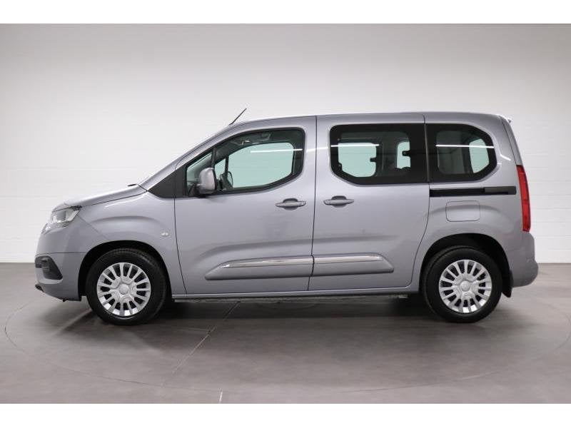 Toyota ProAce 1.2i Shuttle Toyota Proace City Verso Shuttle, Auto's, 4 deurs, ProAce, https://public.car-pass.be/vhr/969475f4-16c7-4d65-99bf-3e1c07de4431