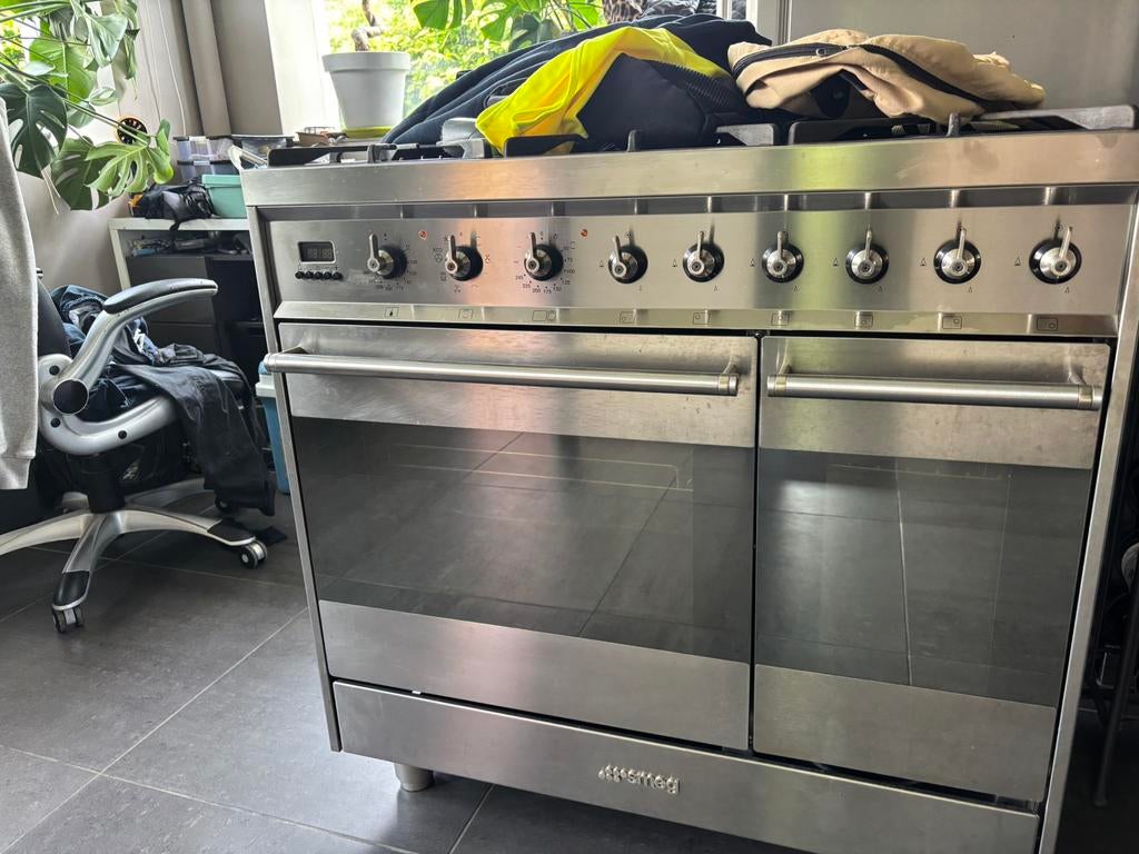 Gasfornuis smeg + afzuigkap met toch screen, Elektronische apparatuur, Fornuizen, Ophalen, Gebruikt, 60 cm of meer, Gas