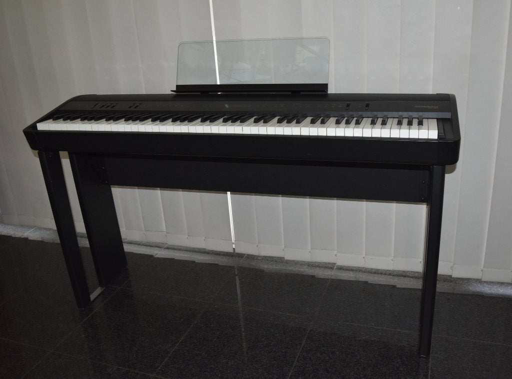 Piano Poland FP-90, Muziek en Instrumenten, Piano's, Ophalen, Gebruikt, Zwart, Digitaal