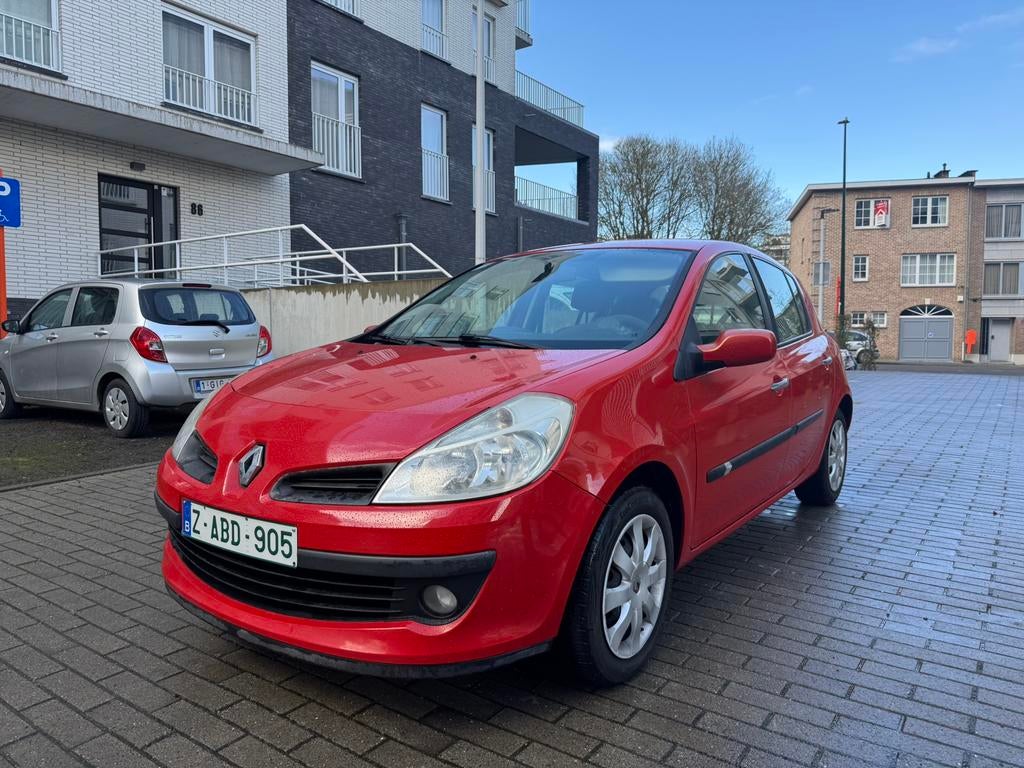 RENAULT CLIO 3 1.4i ESSENCE / AIRCO/ CRUISE/ CONTROLE OK, Autos, Essai à domicile, Achat, Beige, Entreprise