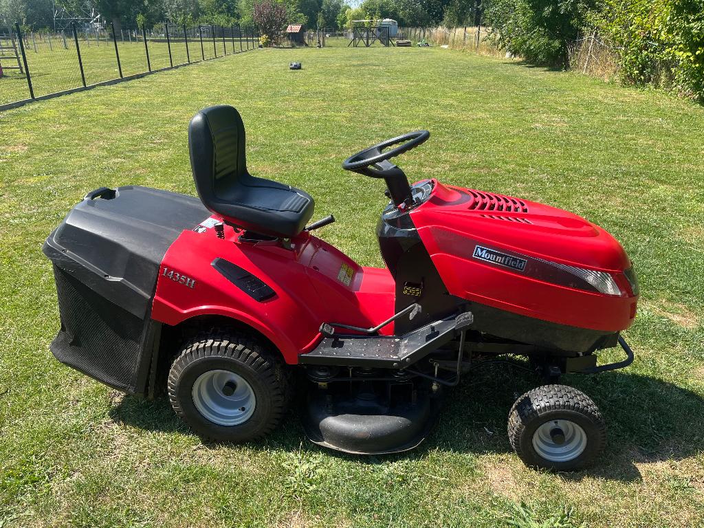 Zitmaaier Briggs & Stratton - Mountfield, Tuin en Terras, Ophalen, Gebruikt, Briggs & stratton, Versnellingen
