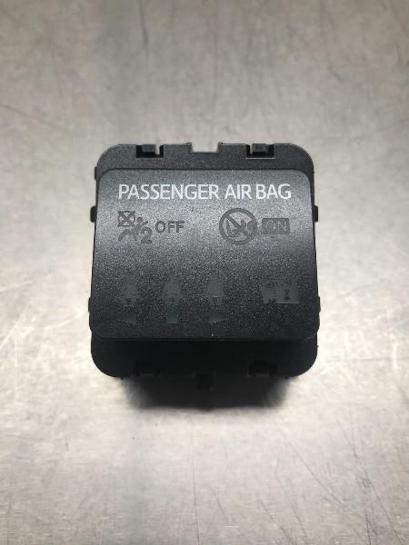 DIVERS Airbag controle lampje Toyota Auris (E18) (|489168|), Autos : Pièces & Accessoires, Utilisé, Toyota