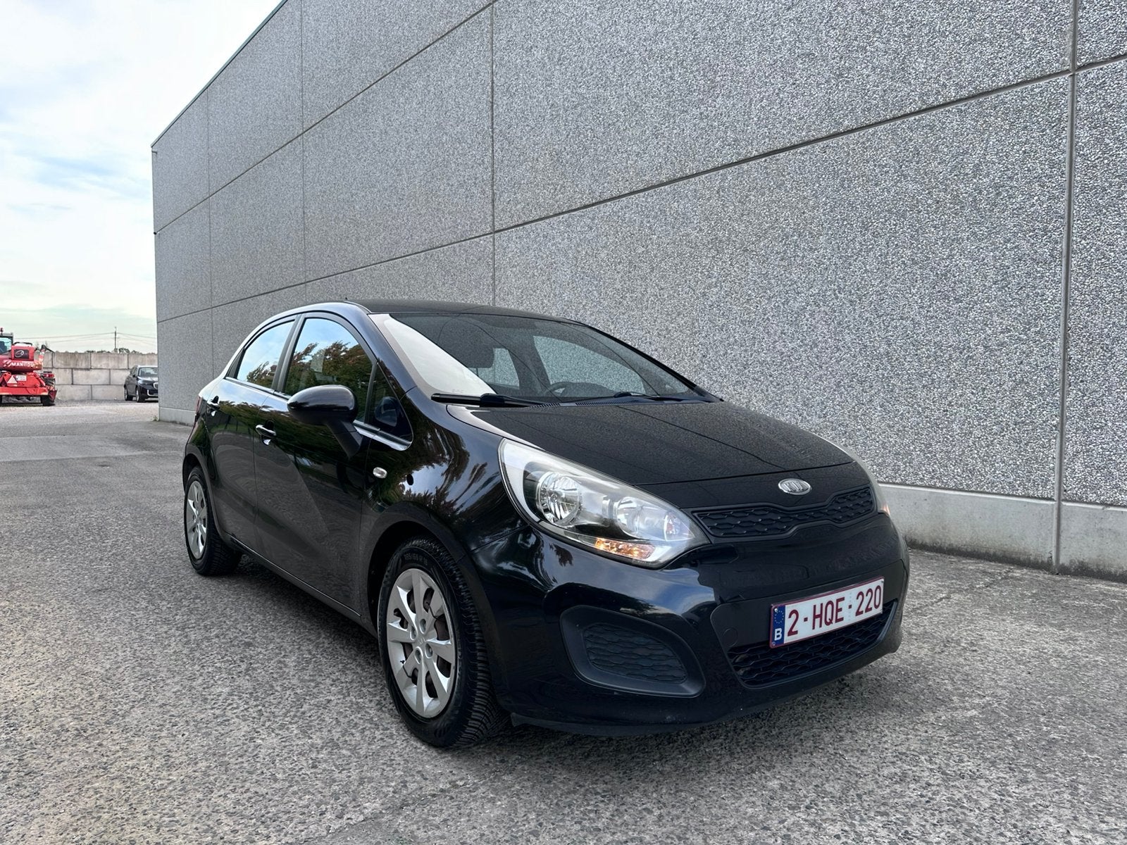 Rio 1.2i *GEKEURD *AIRCO*EURO 5*TOP CONDITIE*, Auto's, Voorwielaandrijving, Stof, 4 cilinders, Zwart