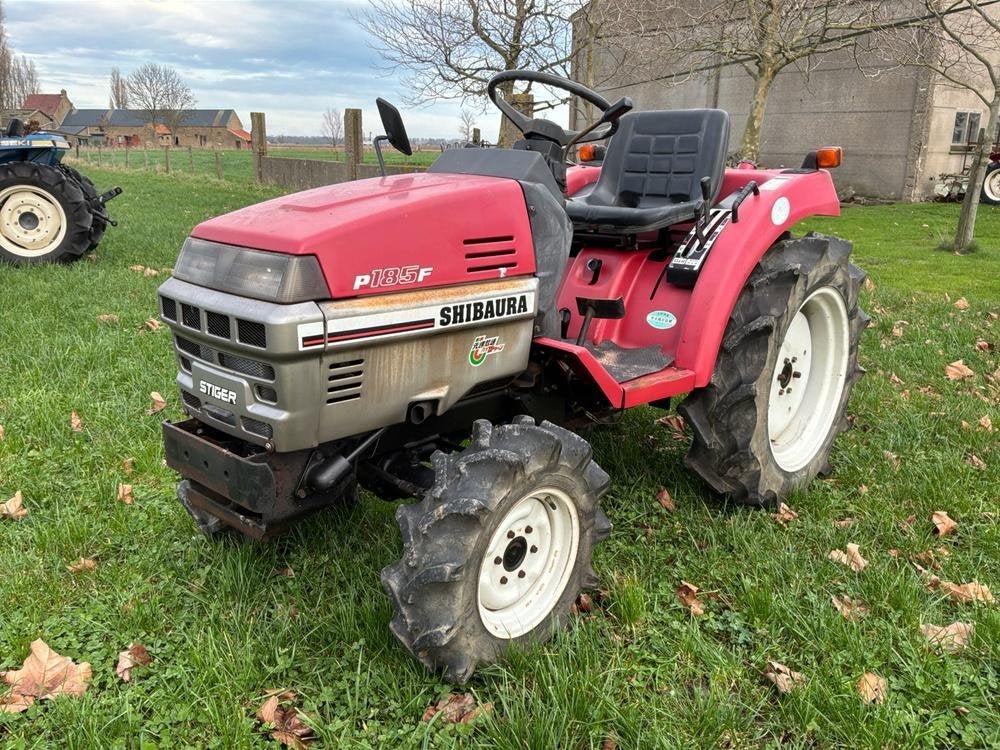Mini-tracteur Shibaura P185F à quatre roues motrices, Articles professionnels, Agriculture | Tracteurs, Jusqu'à 80 ch, Autres marques