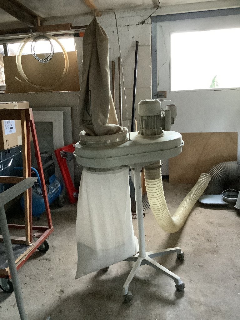 Kleine stofafzuiging, Ophalen