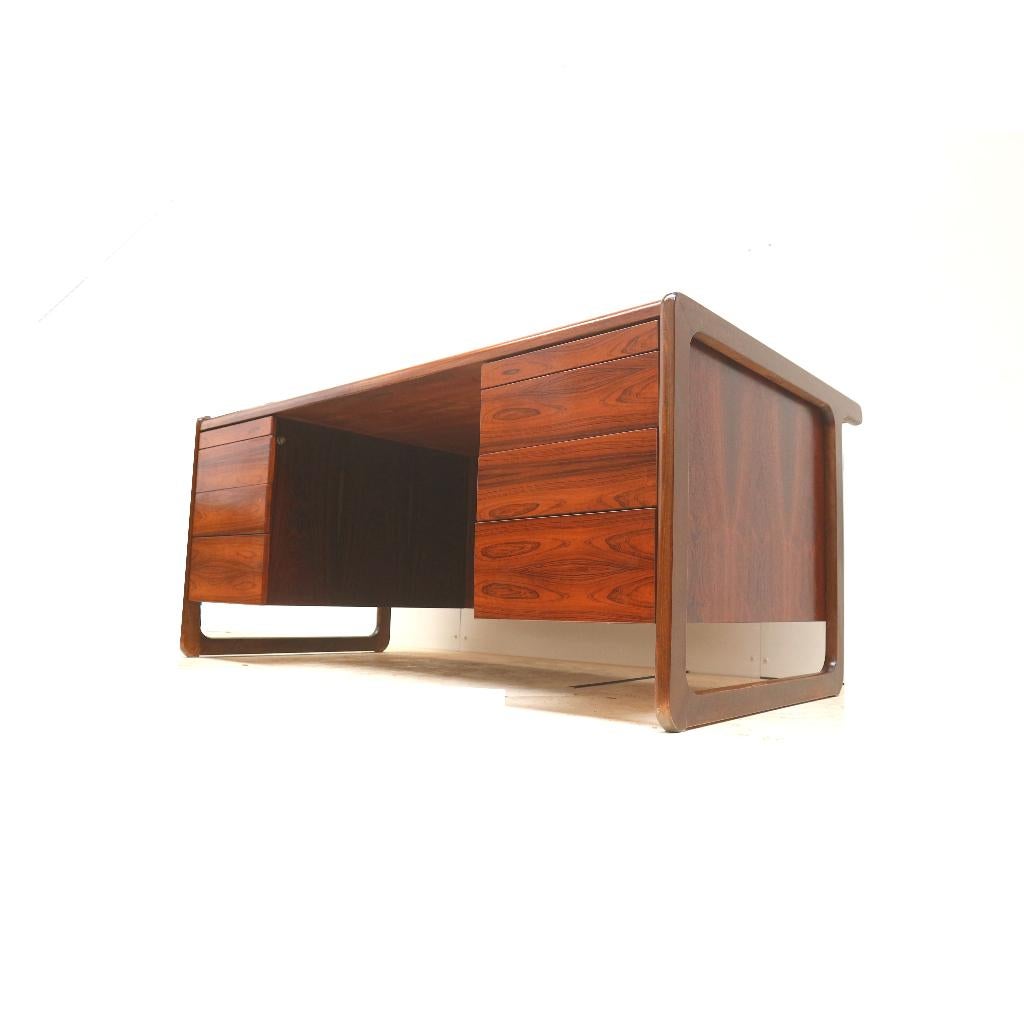 Groot vintage palissander directiebureau bureau jaren '60, Huis en Inrichting, Bureaus, Vintage, Opbergruimte, Verzenden