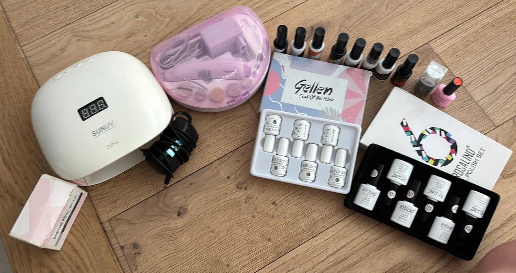 Kit Complet Manucure Gel – Lampe SUNUV, Ponceuse & Vernis, Handtassen en Accessoires, Uiterlijk | Cosmetica en Make-up, Zo goed als nieuw