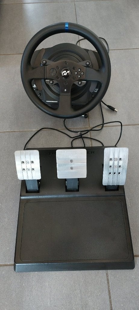 Volant et pédalier Thrusmaster T300 PS3 - PS4, Consoles de jeu & Jeux vidéo, Consoles de jeu | Xbox | Accessoires, Enlèvement