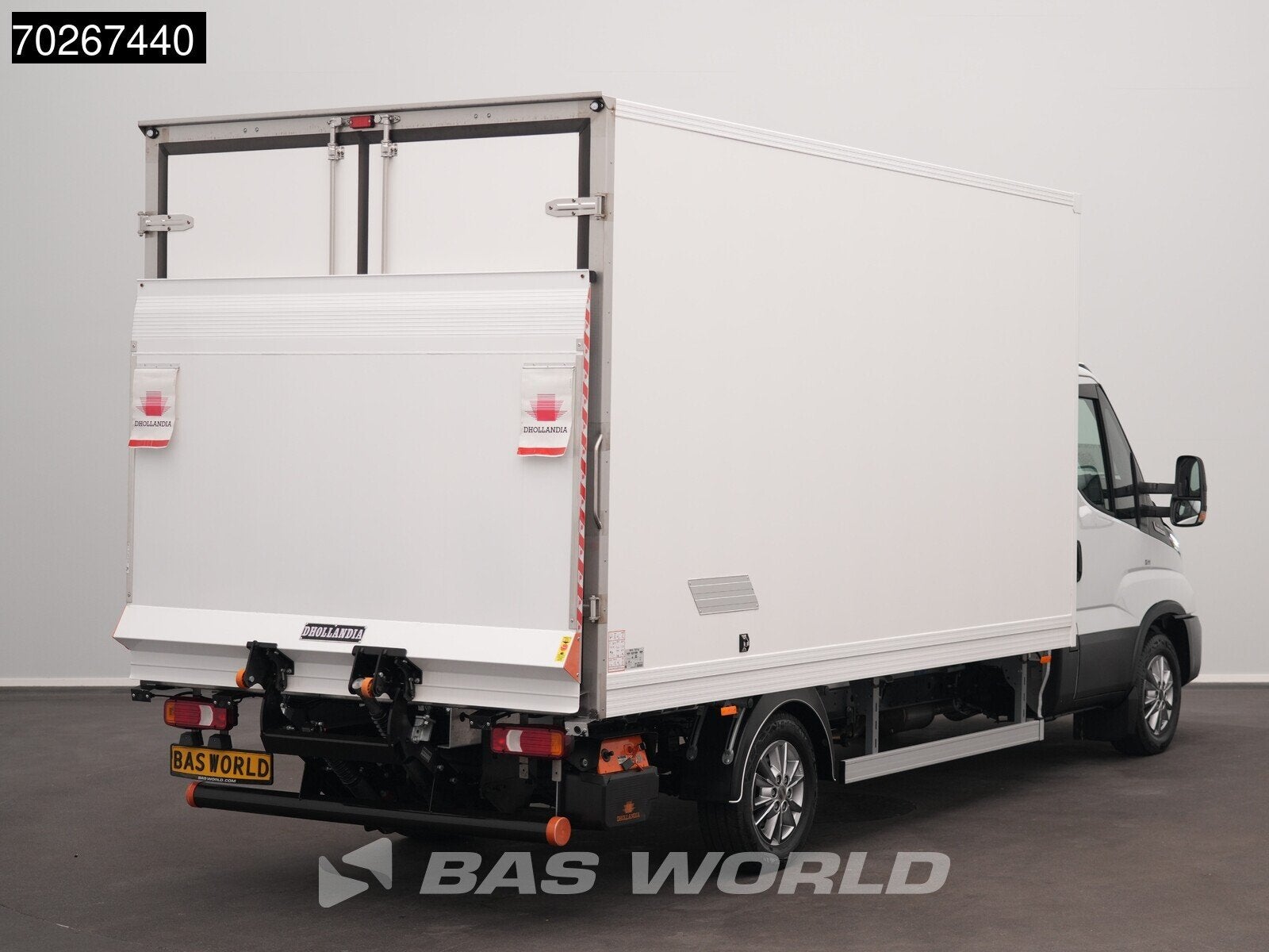 Iveco Daily 35S18 BPM VRIJ! 3.0L Laadklep Koelwagen Vriezer, Automaat, Stof, Euro 6, 4 cilinders