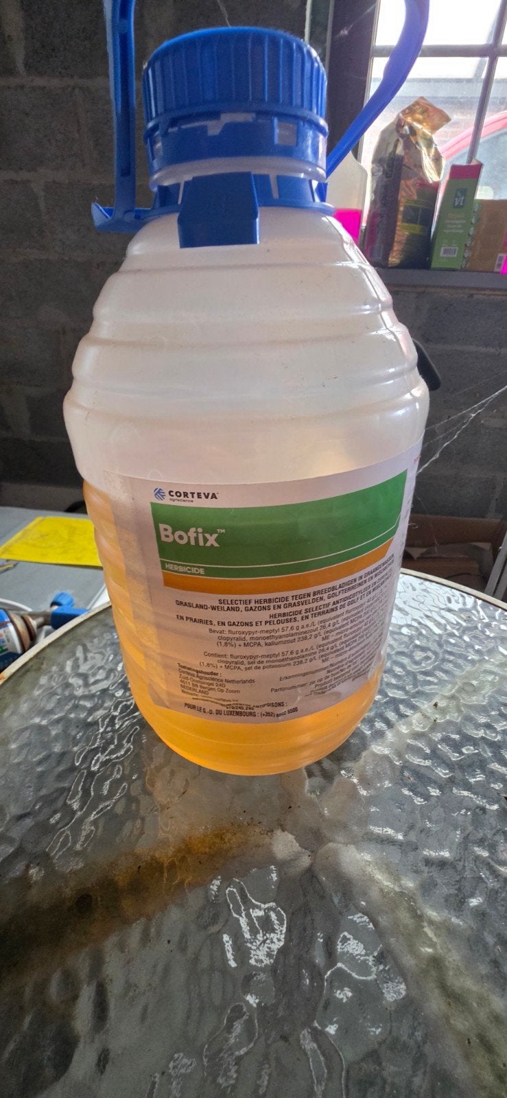Bofix 4 liter te koop wegens verhuis naar appartement, Tuin en Terras, Ophalen