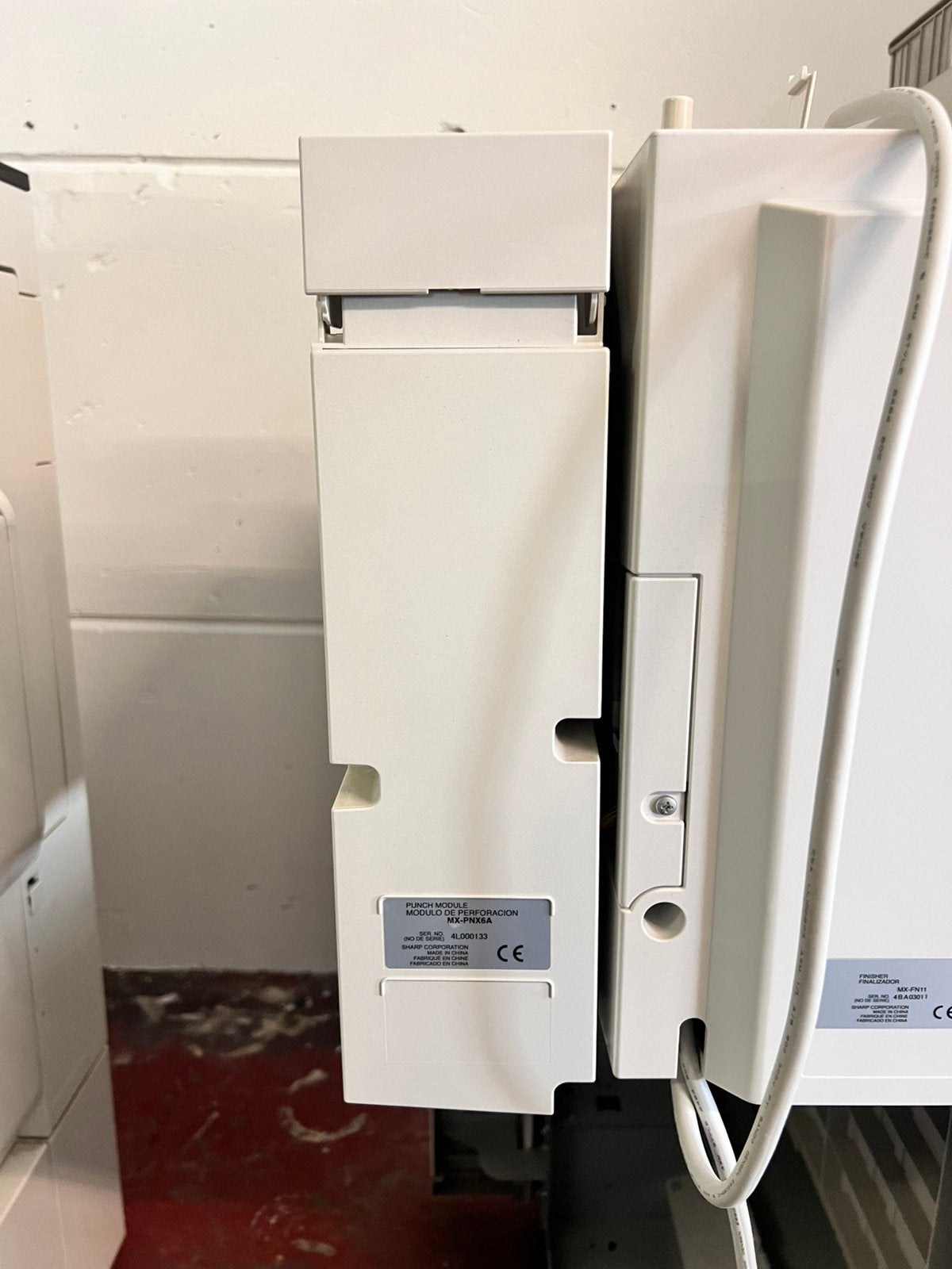 Sharp MX-PNX6B 3-Hole Punch Unit, Bricolage & Construction, Chauffe-eau & Boilers, Enlèvement, Comme neuf