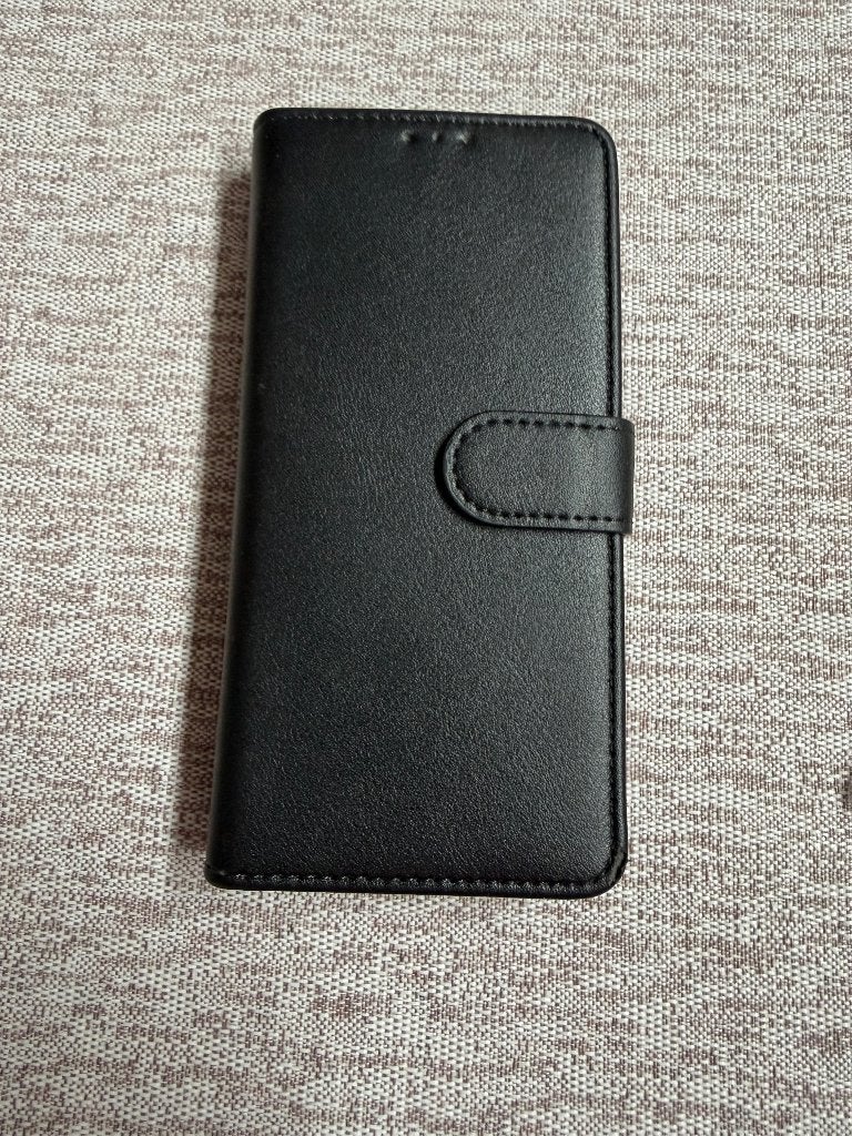Flip case iPhone 17 pro, Telecommunicatie, Zwart, Overige merken, Magnetische sluiting, Nieuw