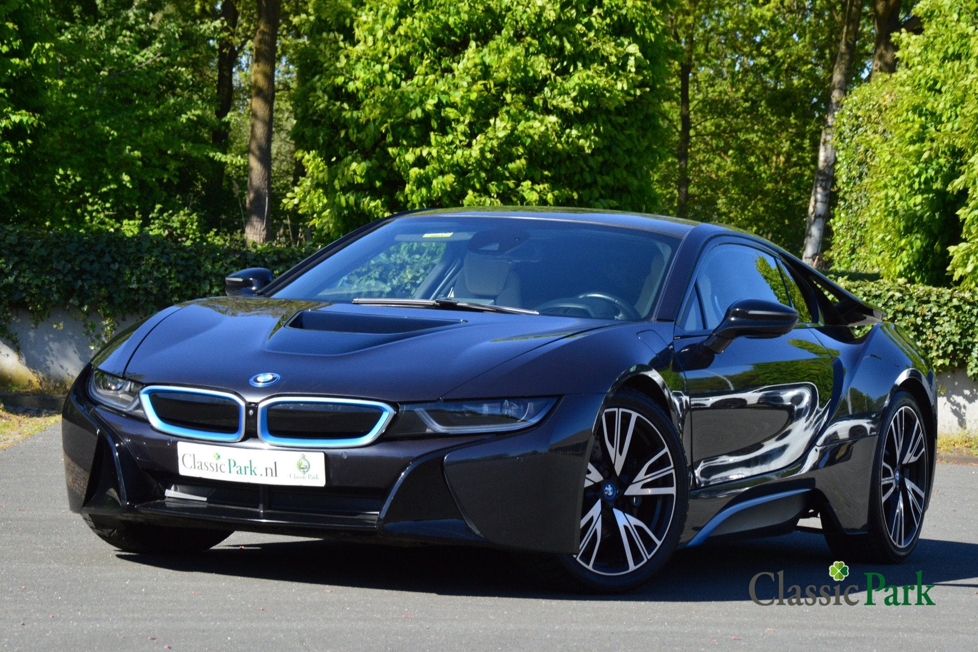 BMW i8 (bj 2015, automaat), Auto's, Automaat, Beige, Leder, Vierwielaandrijving