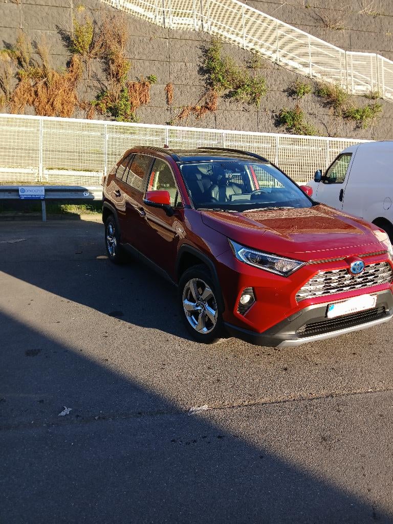 Toyota RAV4 PREMIUM, Autos, Toyota, Achat, 2487 cm³, Euro 6, Noir