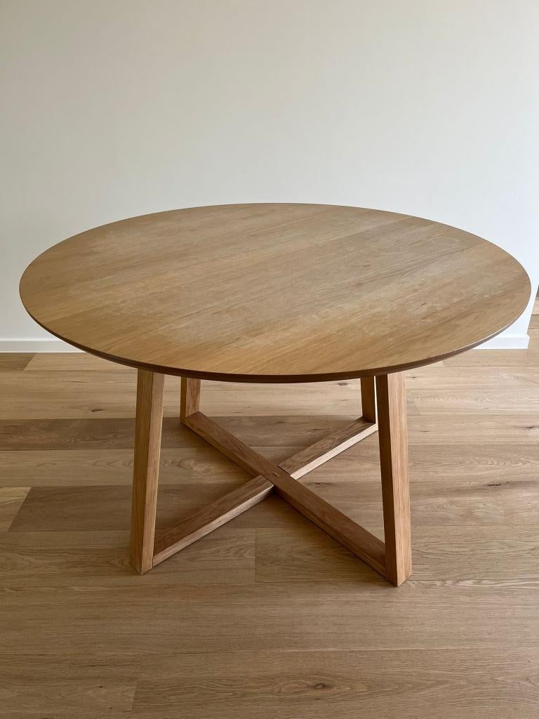 Table ronde (Weba) - Diamètre 110 cm, 100 à 150 cm, Quatre personnes, Rond, 100 à 150 cm