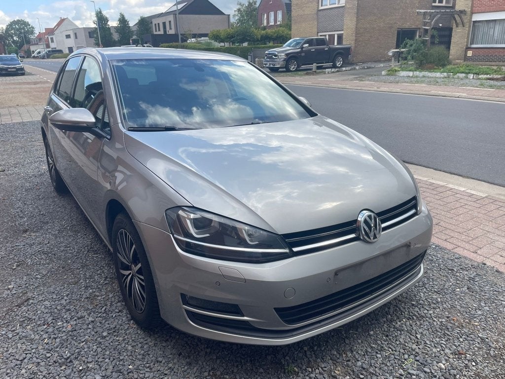 Golf 7 1.2benzine van 07/2016, 243000km,Gekeurd voor verkoop, Voorwielaandrijving, Stof, https://public.car-pass.be/vhr/1aaa6901-f1a9-4ec3-bd74-289d18accb5c
