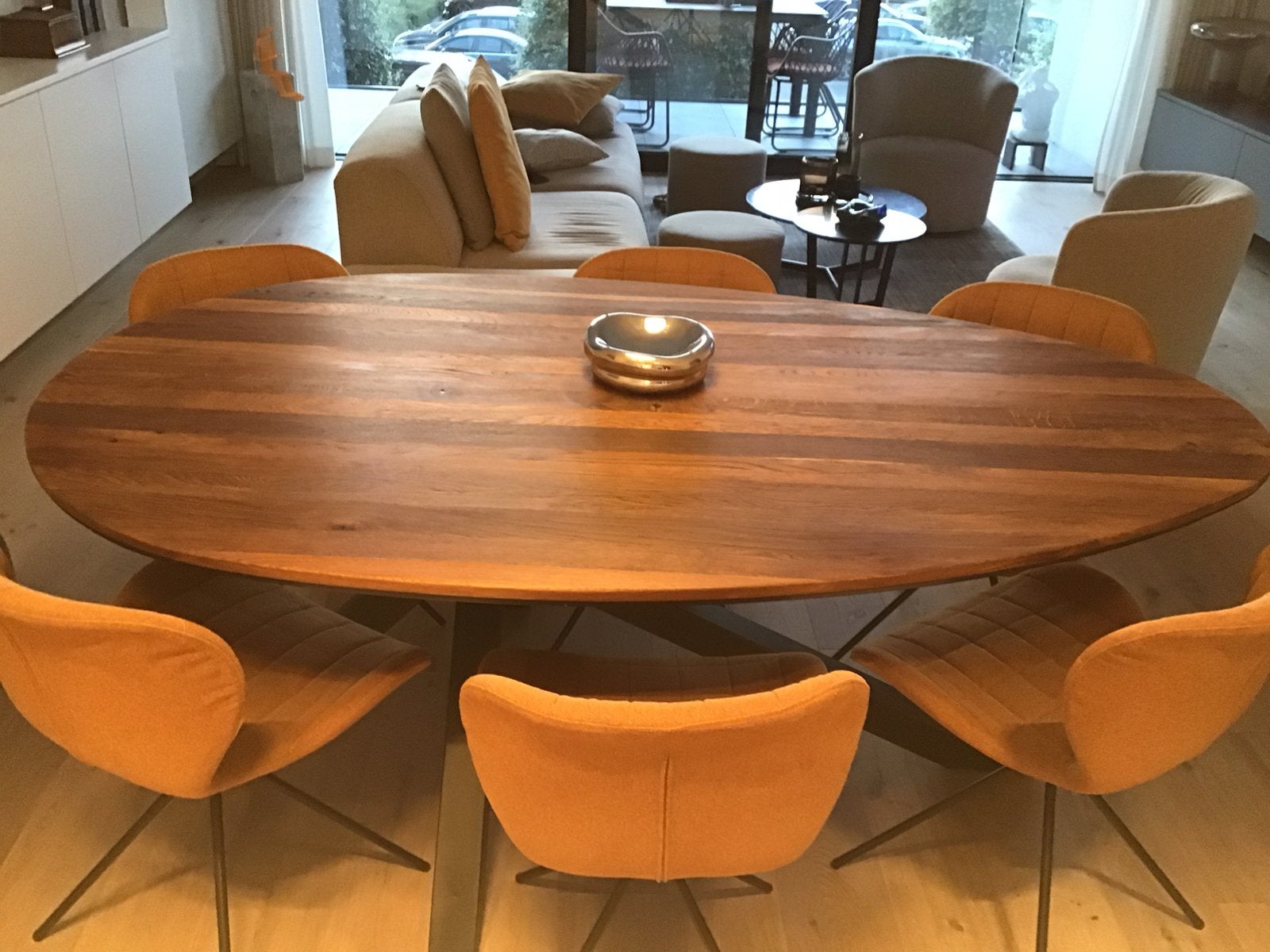 Tafel XOON met 6 stoelen Zuiver OMG, Huis en Inrichting, Tafels | Eettafels, Ophalen, Zo goed als nieuw, Metaal