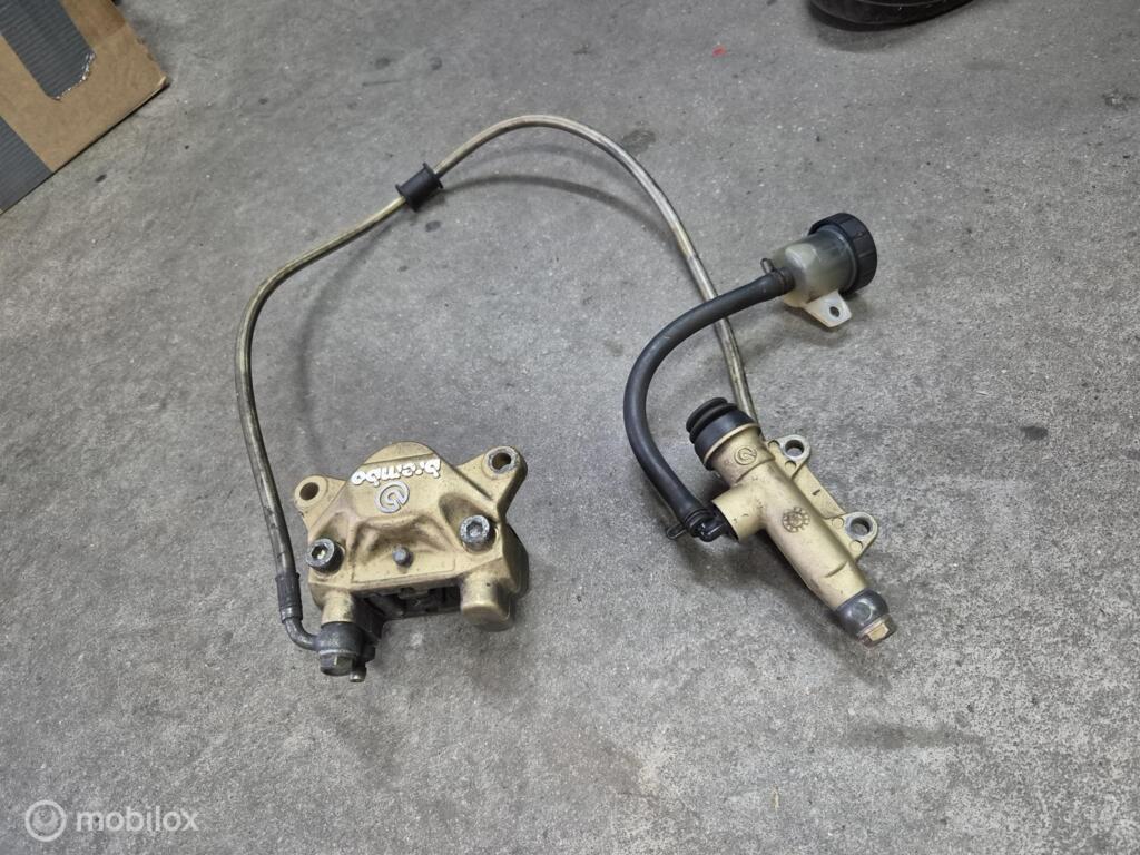 Brembo remklauw rempomp Monster 600 750 900 620 695 S4, Motoren, Gebruikt, Factorystore.service@ducati.com, Ophalen of Verzenden