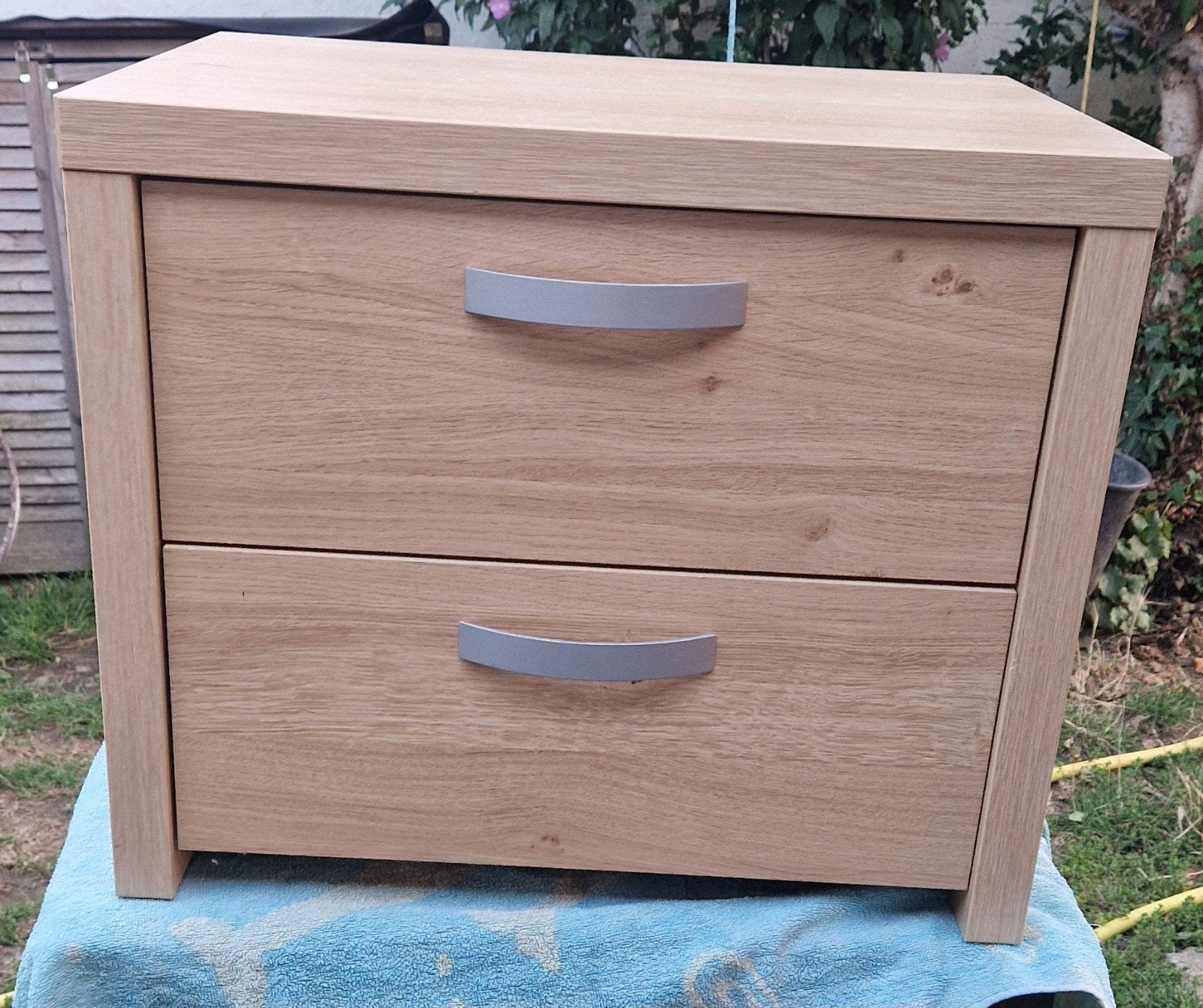 Petite armoire à 2 tiroirs, Maison & Meubles, Moins de 55 cm, Moins de 45 cm, Enlèvement, Utilisé