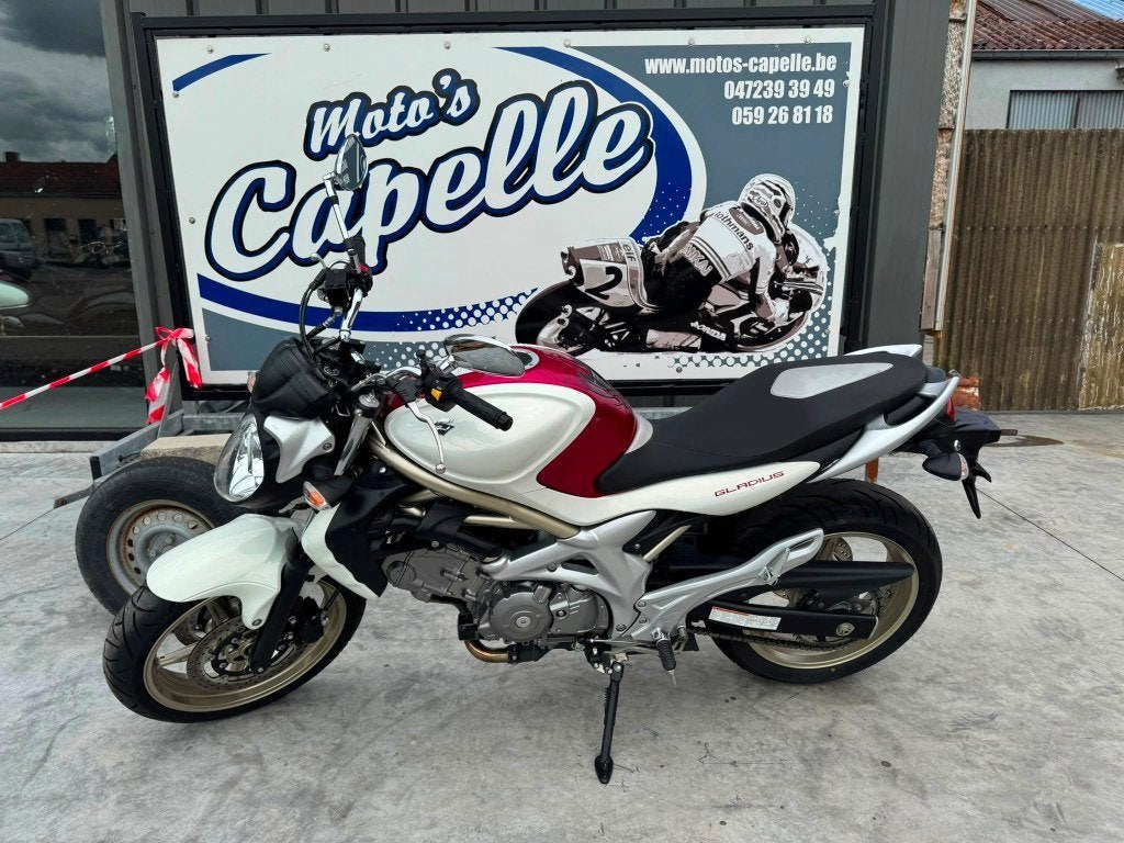 Suzuki	SVFGladius 650, Motoren, Motoren | Suzuki, Bedrijf, meer dan 35 kW, Ophalen