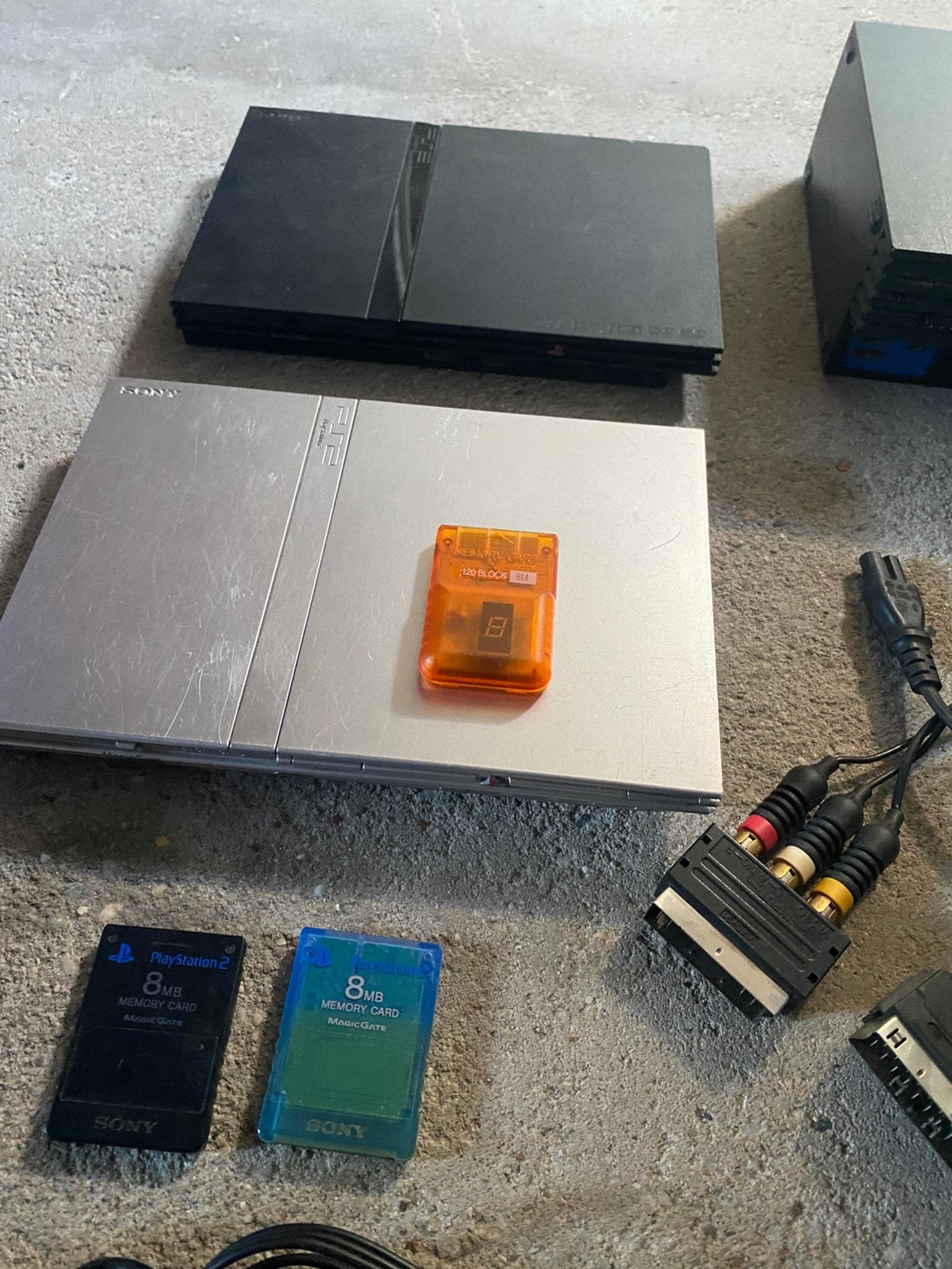 Playstation 2, Games en Spelcomputers, Spelcomputers | Sony PlayStation 2, Gebruikt, Zwart, Met games, Ophalen of Verzenden