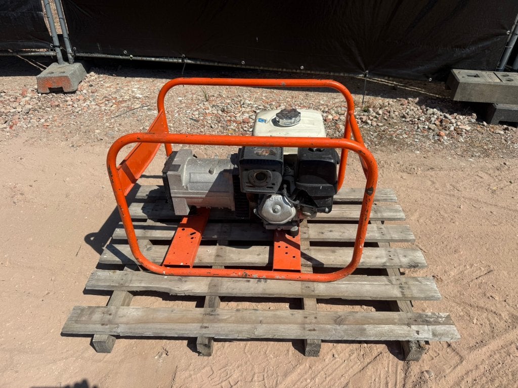 Generator voor opmaak of onderdelen., Doe-het-zelf en Bouw, Ophalen