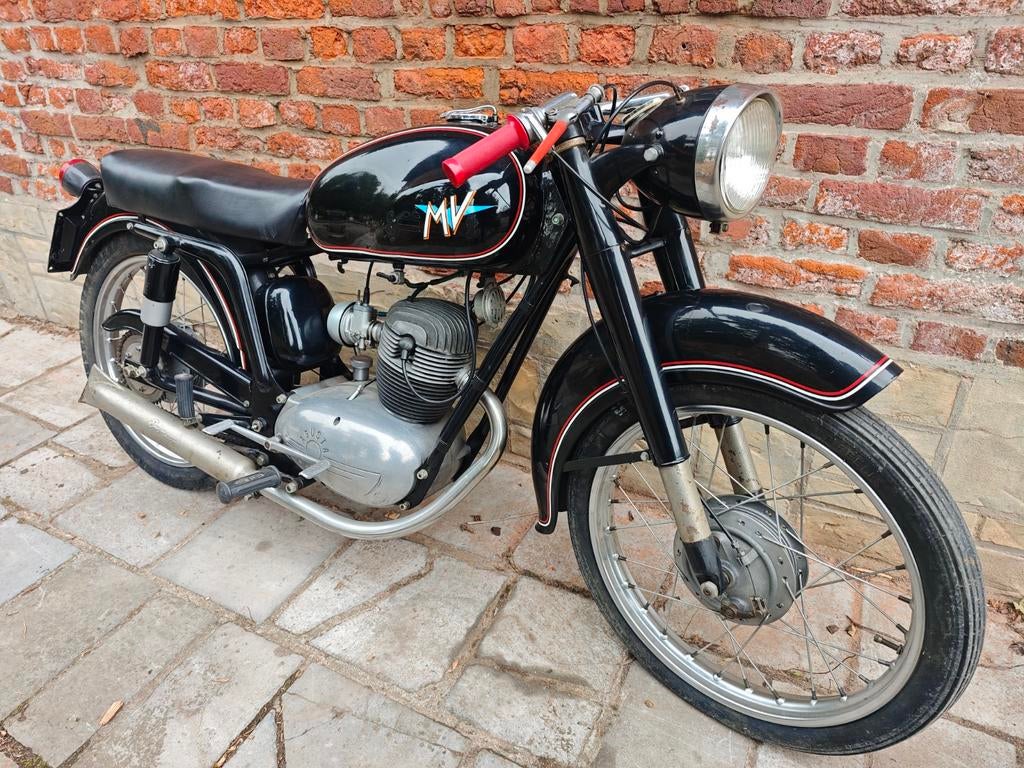 1956 MV Agusta 125cc 4T nieuw, Motoren
