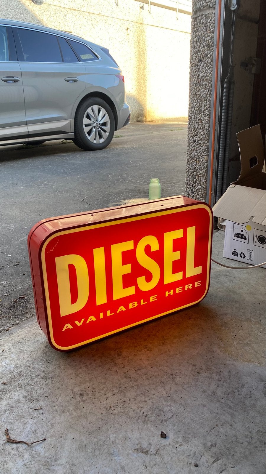 Diesel reclame met lamp, Enlèvement, Utilisé, Table lumineuse ou lampe (néon)