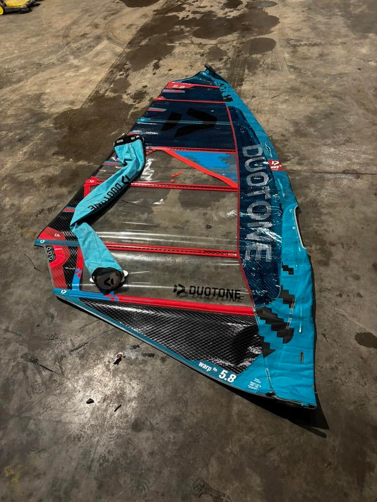 Warp Duotone zeilen, Watersport en Boten, Windsurfen, Ophalen, Zo goed als nieuw, Zeil, Met draagtas