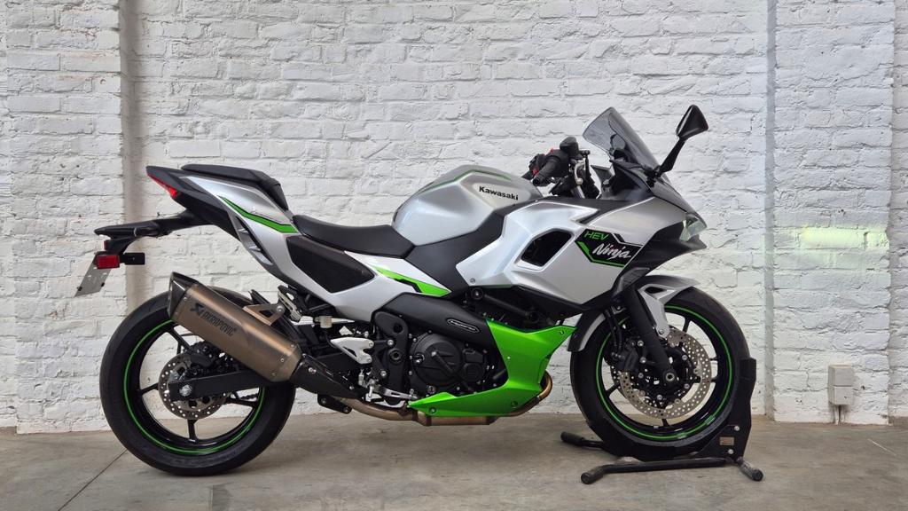 Kawasaki Ninja 7 Hybrid 2025 600 KM @motomobilia, Motoren, 2 cilinders, Motorrijbewijs A, Bedrijf, Sport