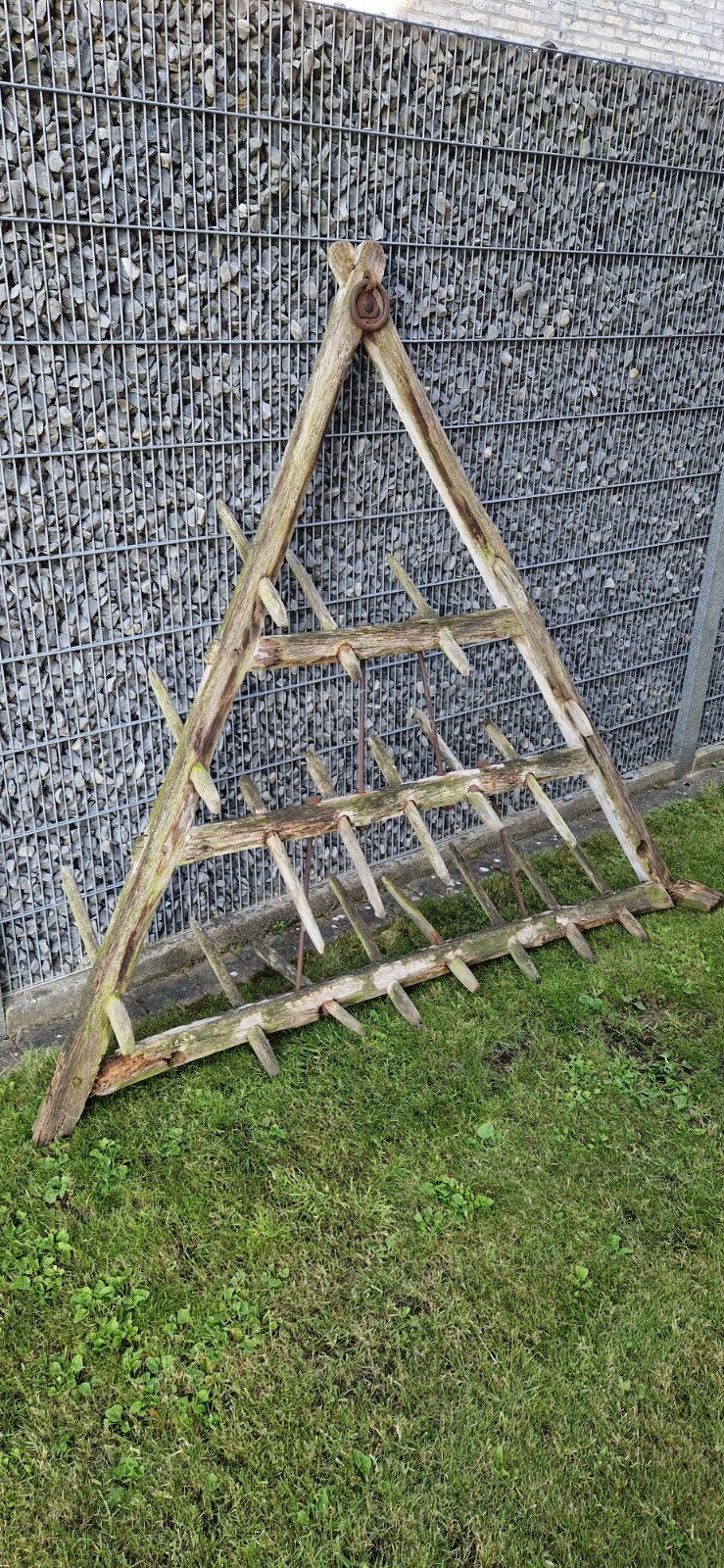Houten eg, Ophalen