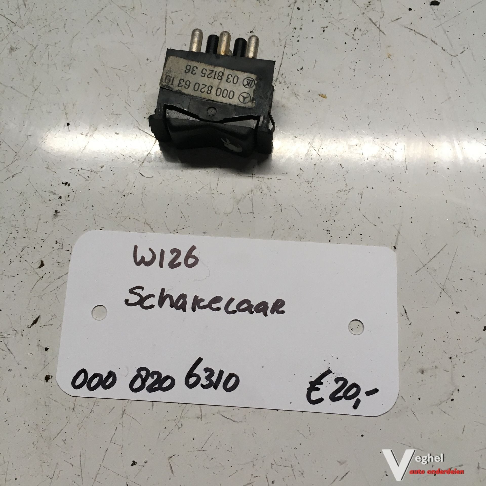 Mercedes W126  Schuifdakschakelaar  000 820 6310, -, Utilisé, -, -