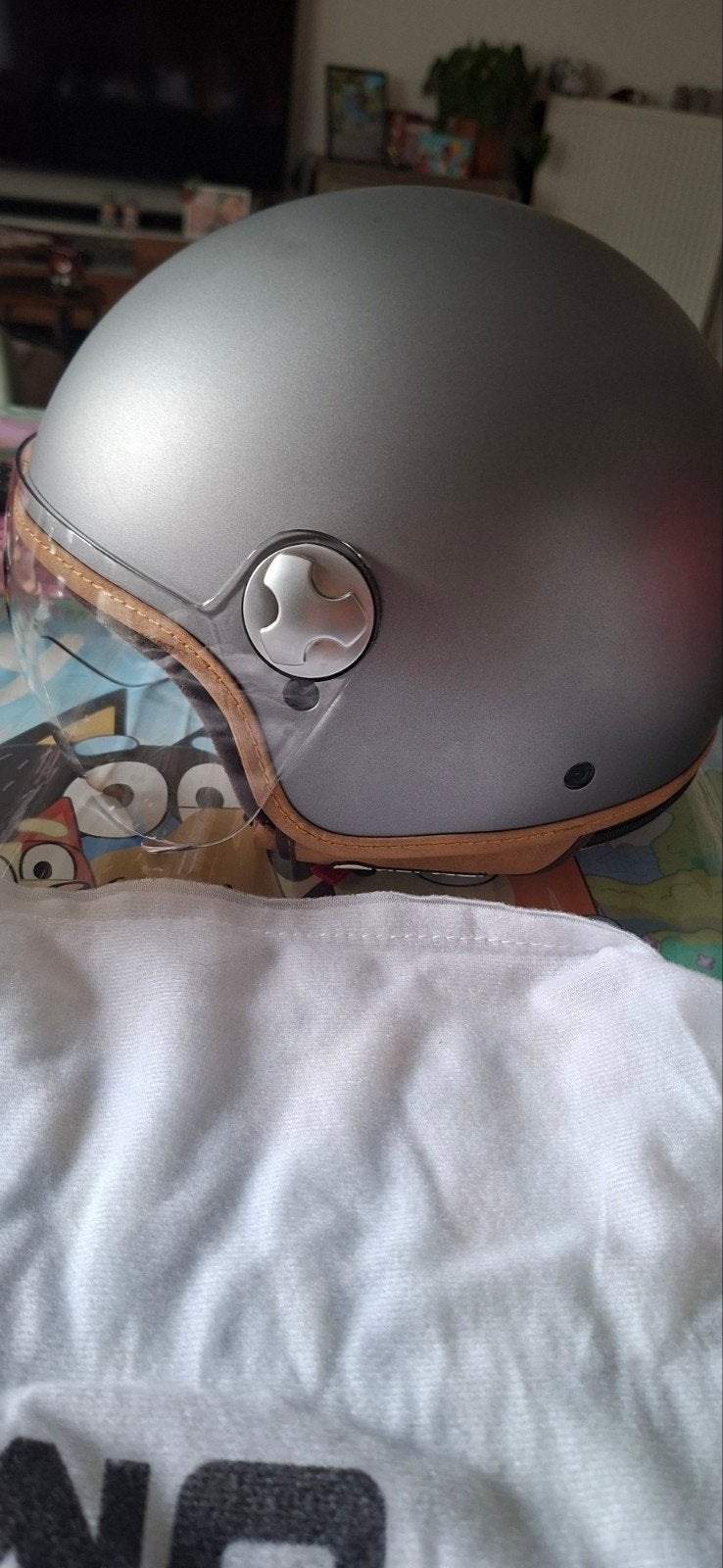 nieuwe helm, Fietsen en Brommers, Brommerhelmen, Ophalen of Verzenden, Nieuw, Medium, Vapensiero